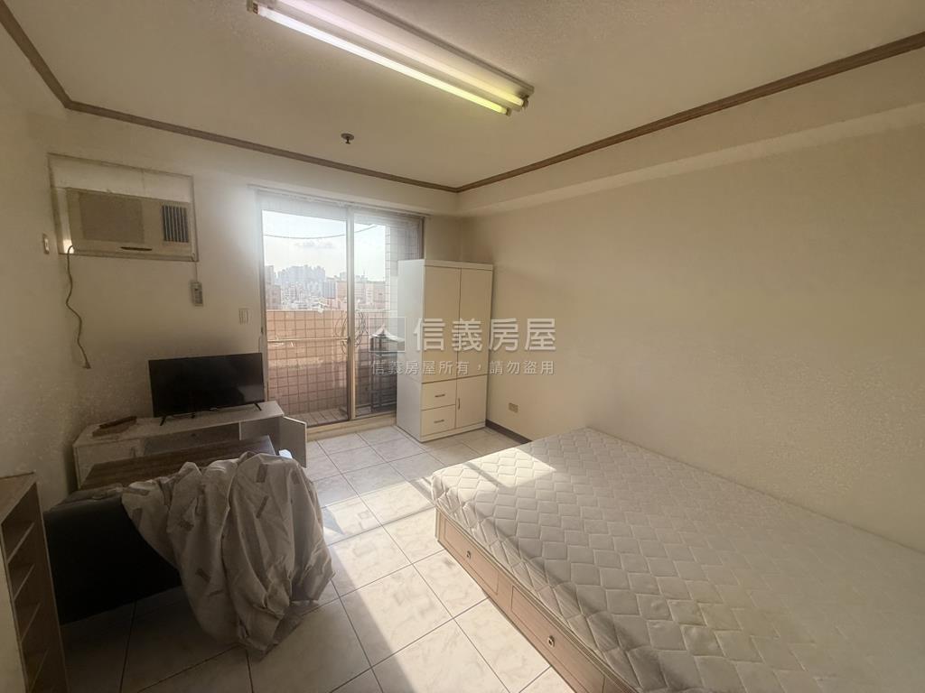 太宇尊爵高樓層視野美套房房屋室內格局與周邊環境