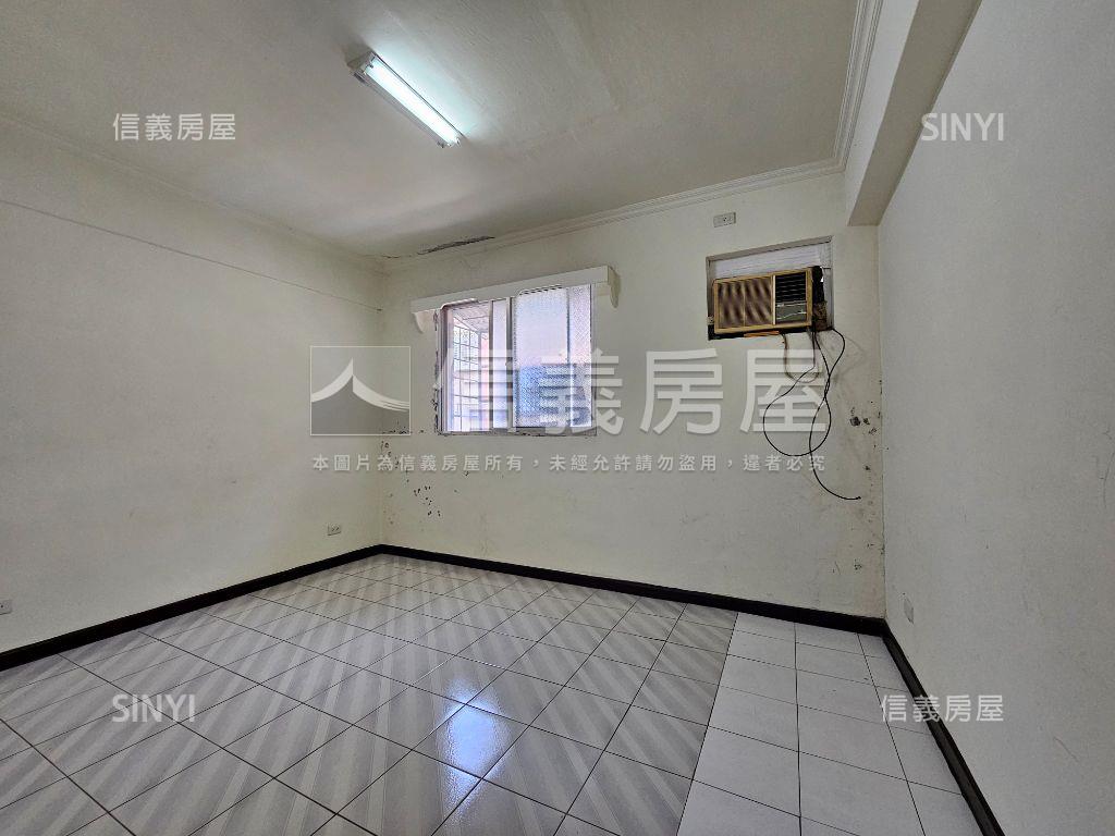 仁愛新村！正三房美寓房屋室內格局與周邊環境