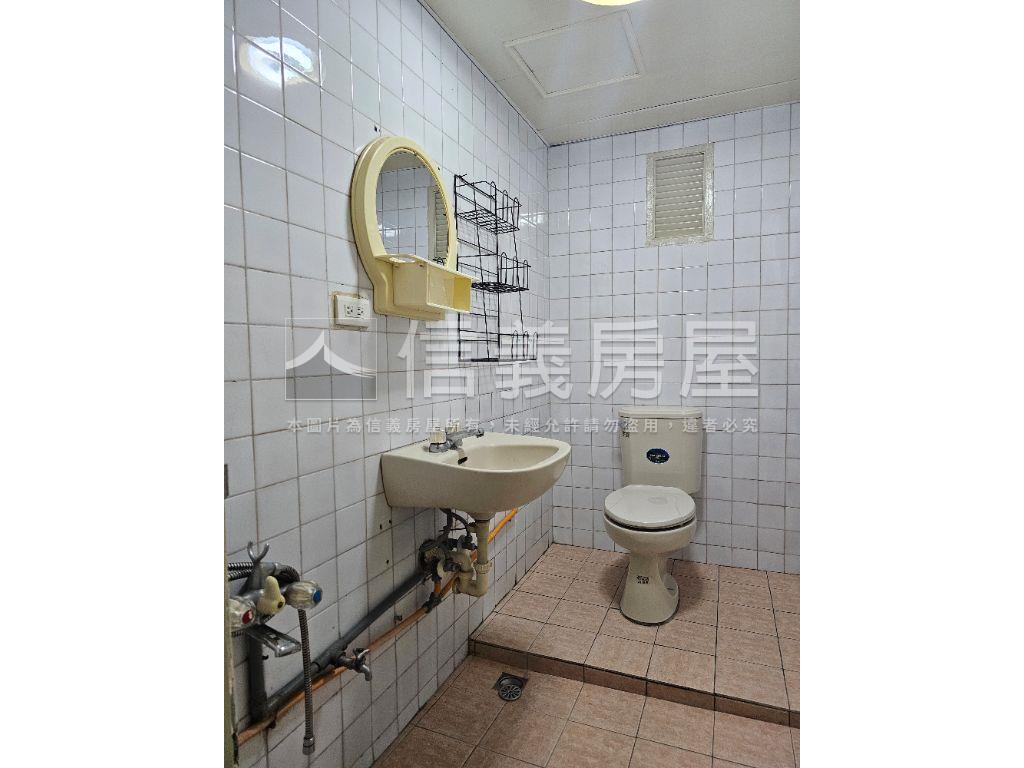 仁愛新村！正三房美寓房屋室內格局與周邊環境