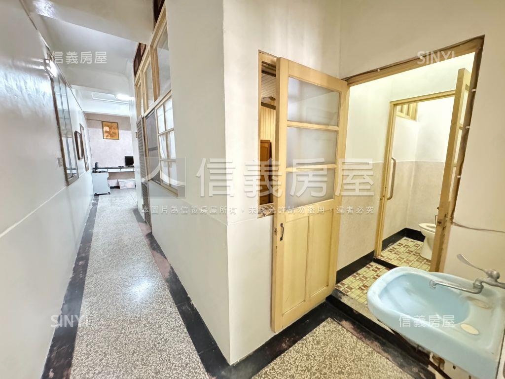 延平一路稀有黃金透天房屋室內格局與周邊環境