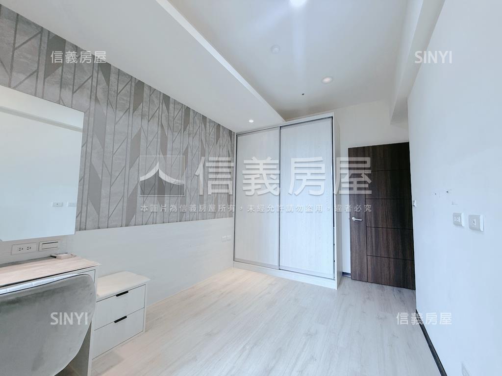 先看這間！雲品２房精裝戶房屋室內格局與周邊環境
