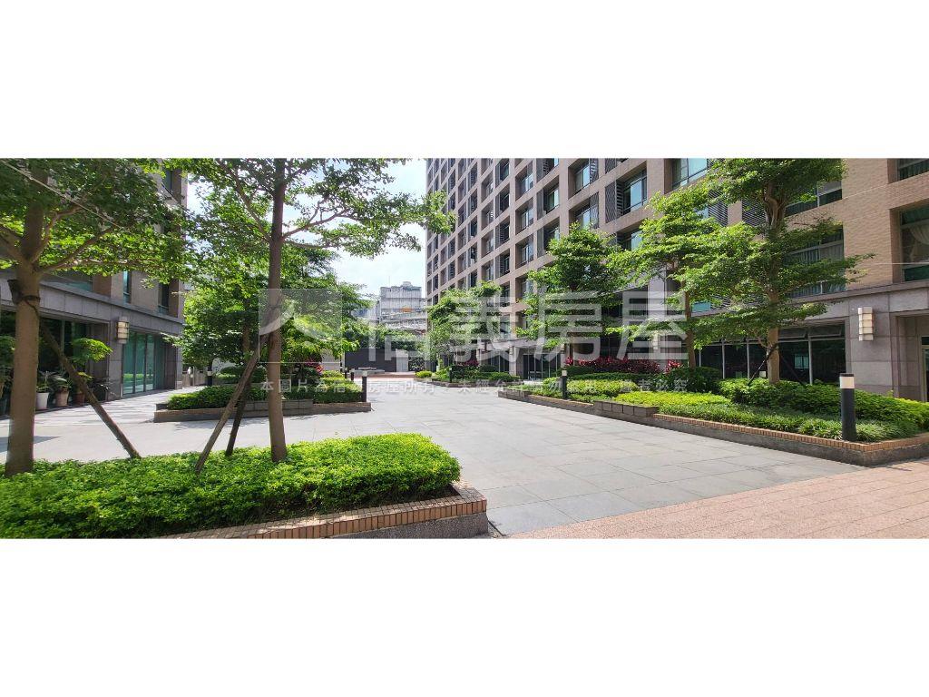 近捷運精裝空間★大來國際房屋室內格局與周邊環境