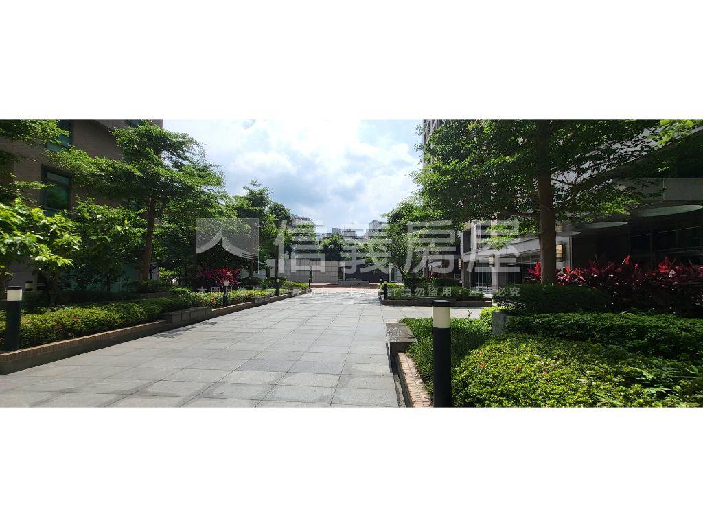 近捷運精裝空間★大來國際房屋室內格局與周邊環境