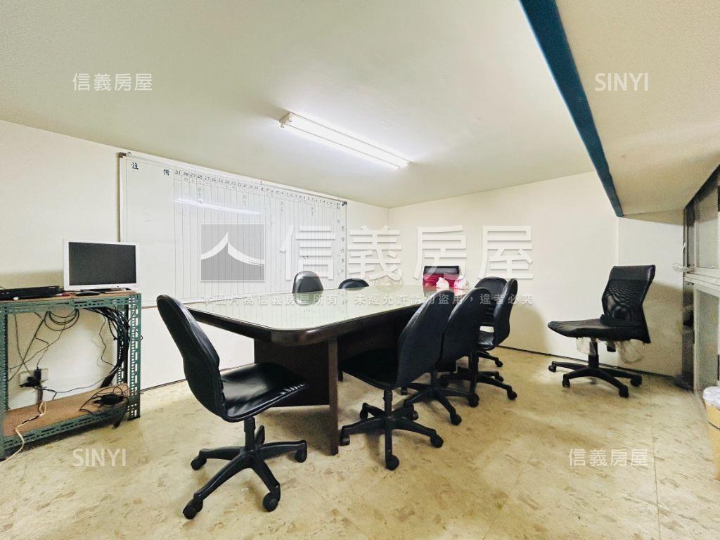 面寬１２米住辦方便停車房屋室內格局與周邊環境