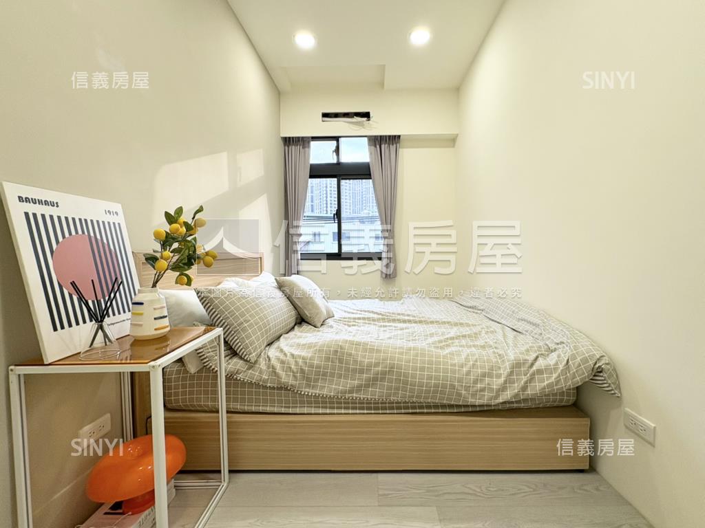 近捷運。免爬高。邊間兩房房屋室內格局與周邊環境