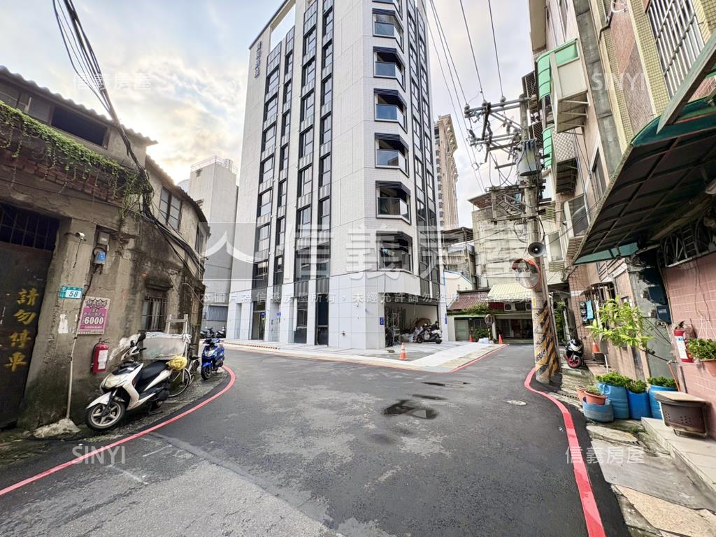 近捷運。免爬高。邊間兩房房屋室內格局與周邊環境