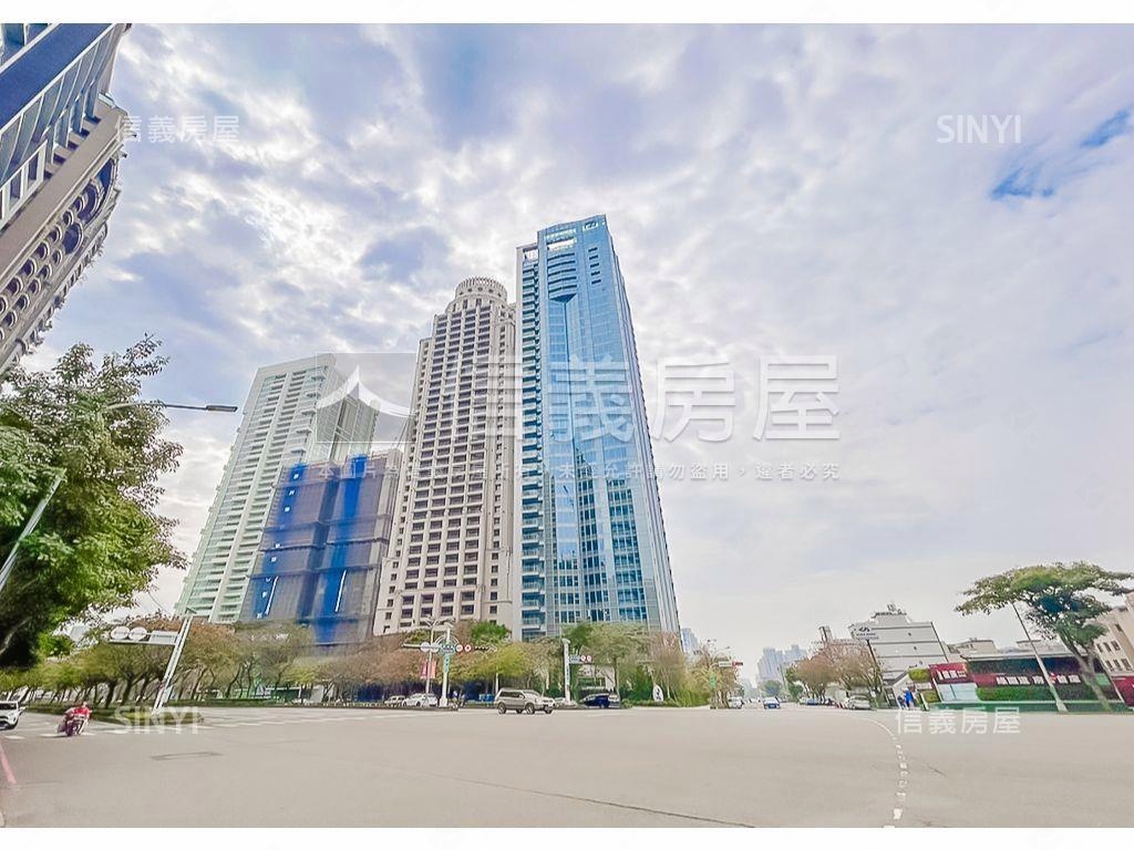 可換約‧面公園雲頂三房房屋室內格局與周邊環境