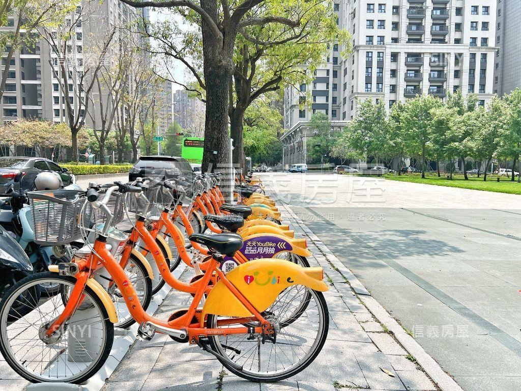 可換約‧面公園雲頂三房房屋室內格局與周邊環境