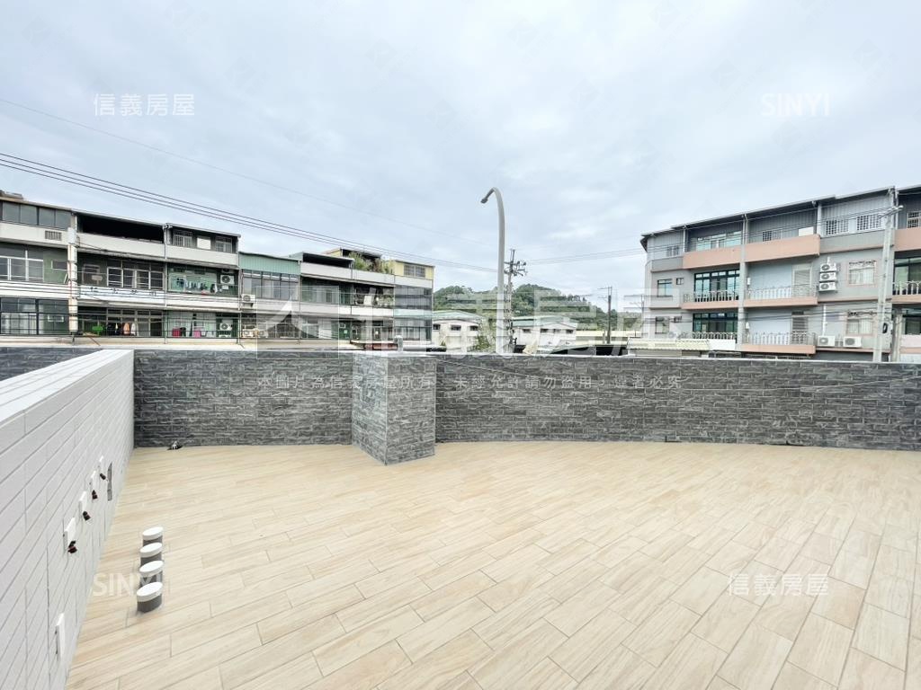 北埔角間全新電梯透店Ａ房屋室內格局與周邊環境