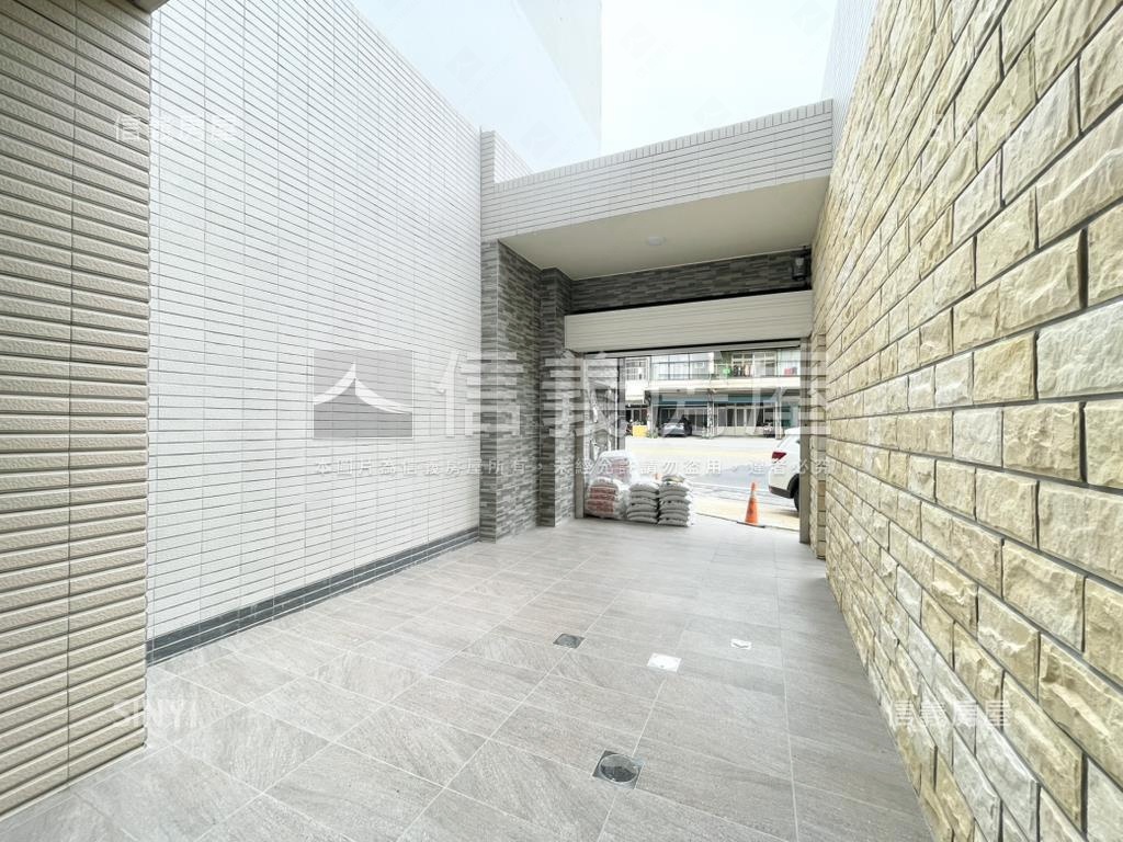 北埔角間全新電梯透店Ａ房屋室內格局與周邊環境