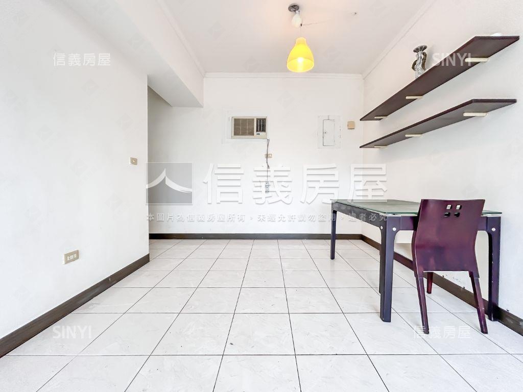 青春宏威·福華三房車位房屋室內格局與周邊環境