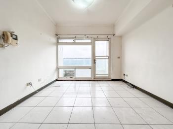 青春宏威·福華三房車位