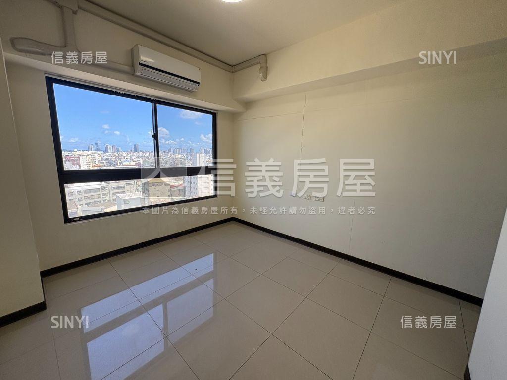 水交社城意高樓層三房平車房屋室內格局與周邊環境