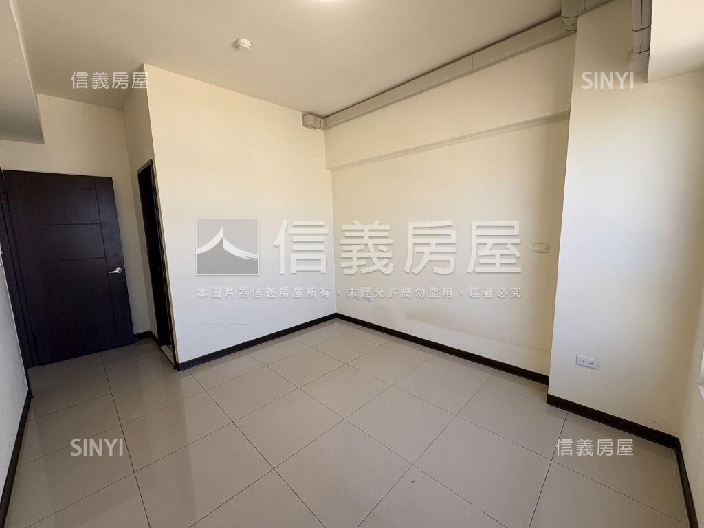 水交社城意高樓層三房平車房屋室內格局與周邊環境