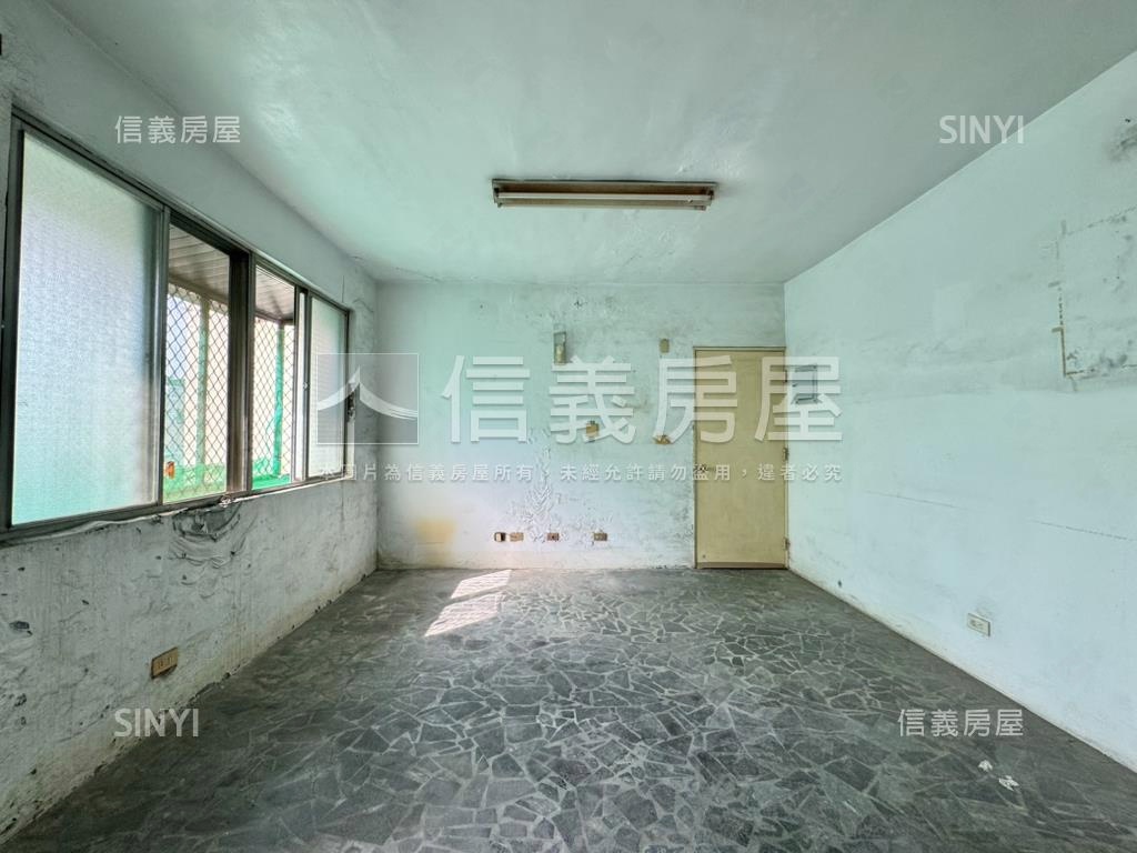 楠梓土庫低總成家首選美宅房屋室內格局與周邊環境
