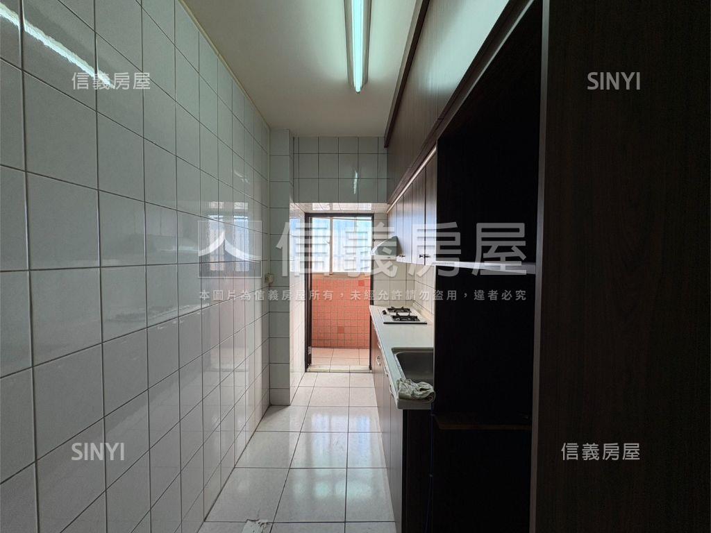 領帶城！大三房附平車房屋室內格局與周邊環境