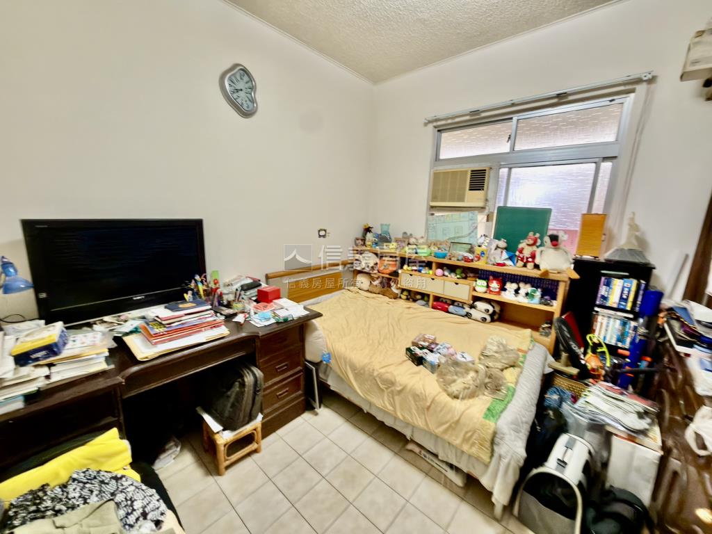 前段低總價近捷運靜巷美寓房屋室內格局與周邊環境