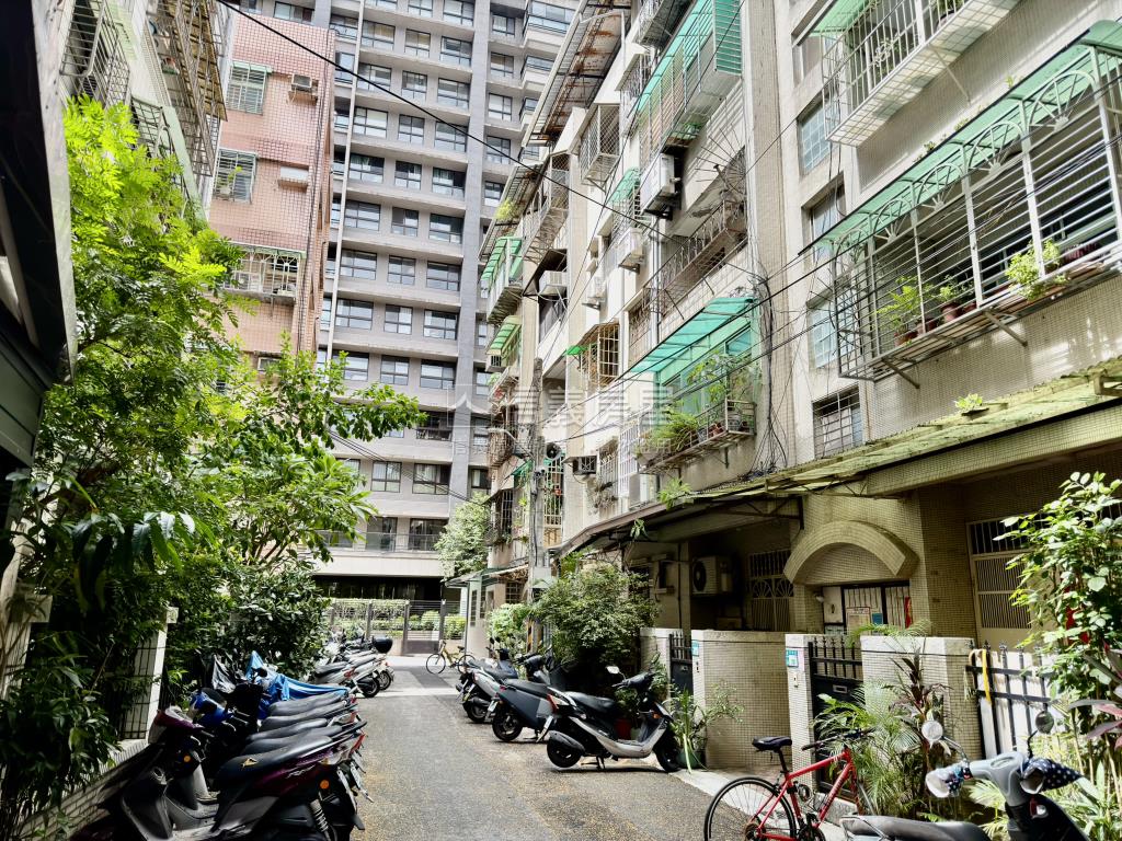 前段低總價近捷運靜巷美寓房屋室內格局與周邊環境