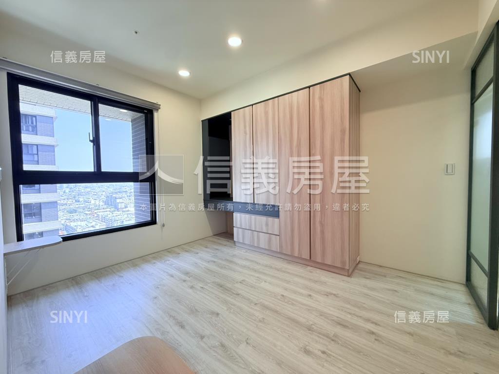 上東城景觀質感美三房平車房屋室內格局與周邊環境