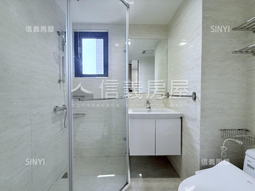 上東城景觀質感美三房平車房屋室內格局與周邊環境