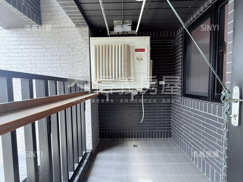 上東城景觀質感美三房平車房屋室內格局與周邊環境