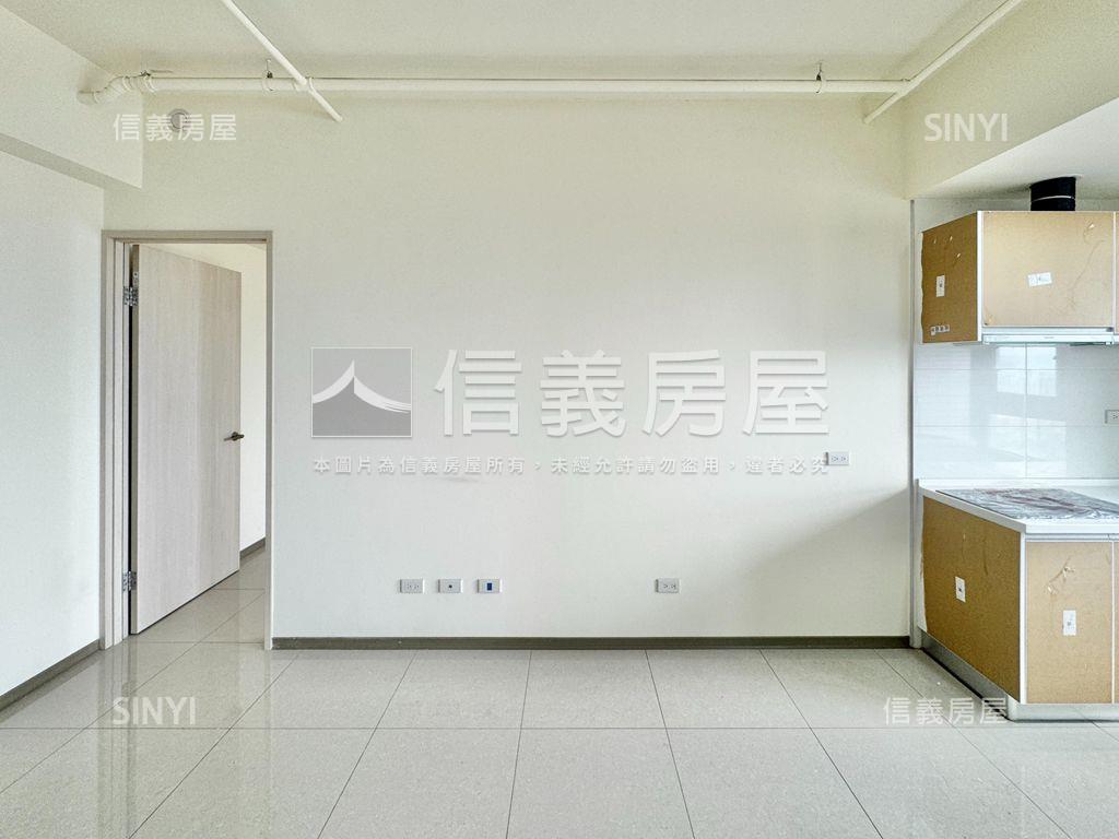 近文心秀泰好事多兩房平車房屋室內格局與周邊環境