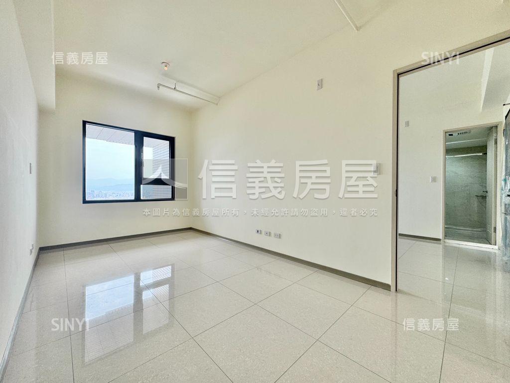 近文心秀泰好事多兩房平車房屋室內格局與周邊環境