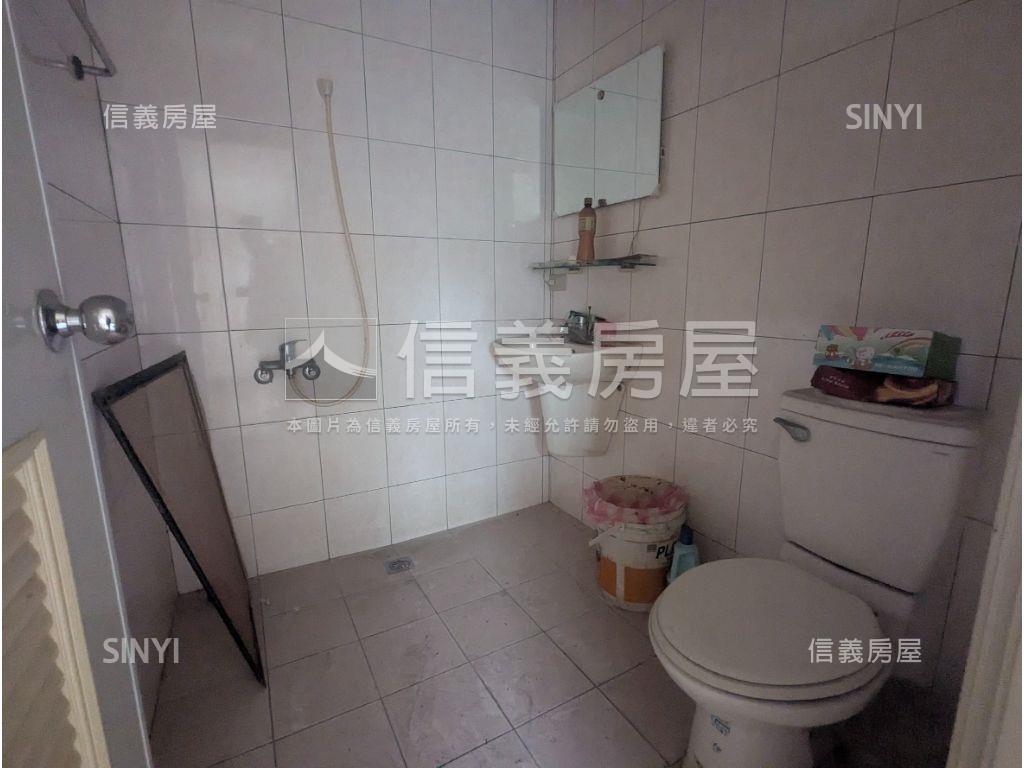 屋主誠售大空間房屋室內格局與周邊環境