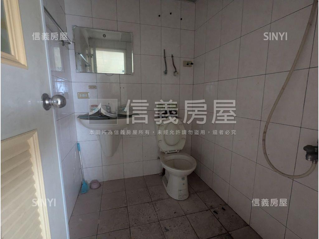 屋主誠售大空間房屋室內格局與周邊環境