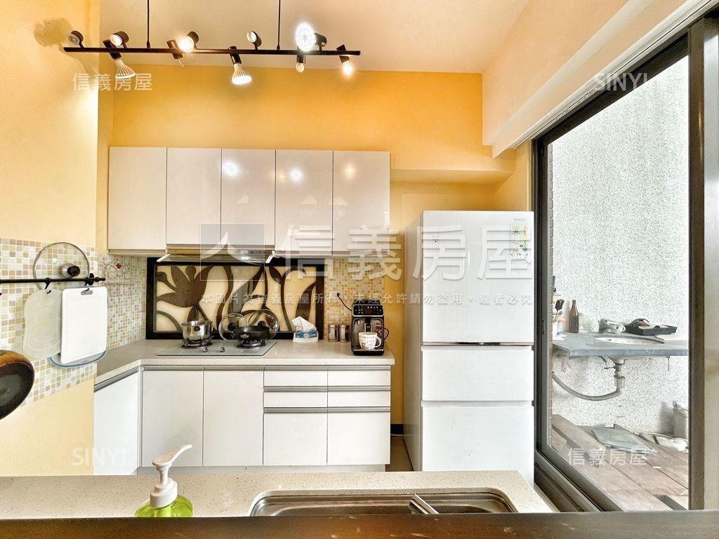 捷森堡露臺大戶精裝樓中樓房屋室內格局與周邊環境