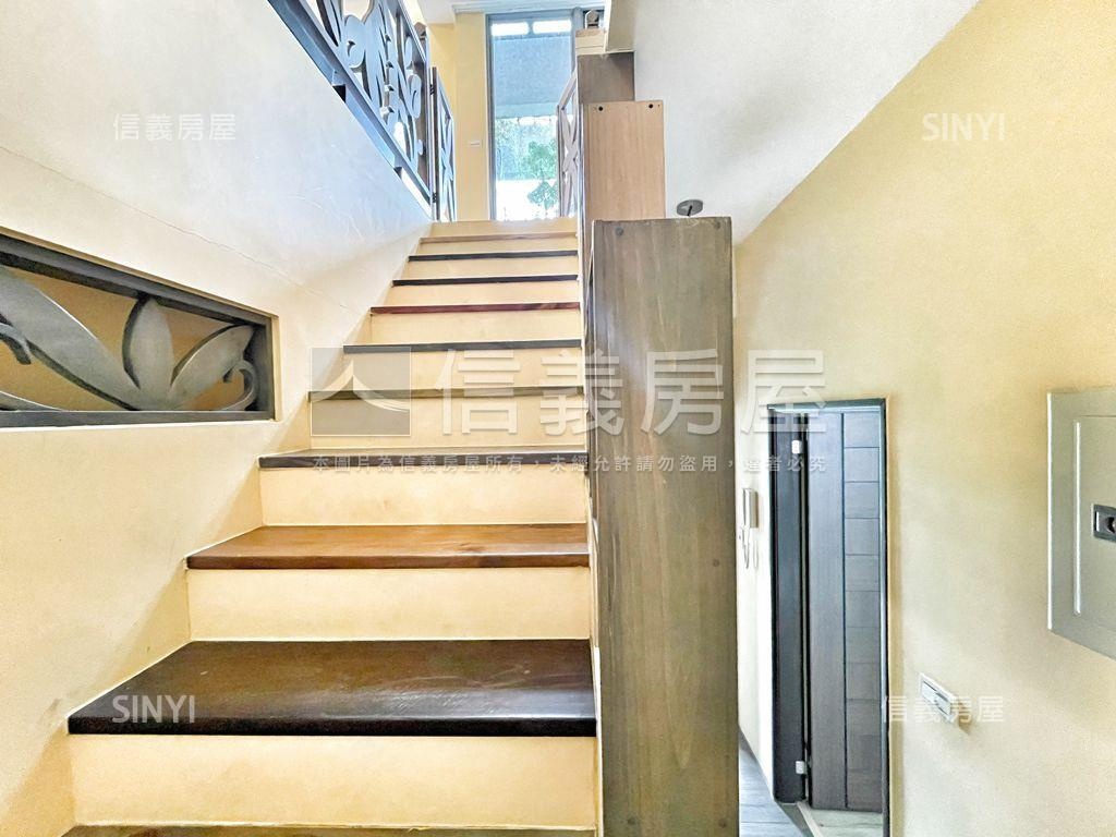 捷森堡露臺大戶精裝樓中樓房屋室內格局與周邊環境