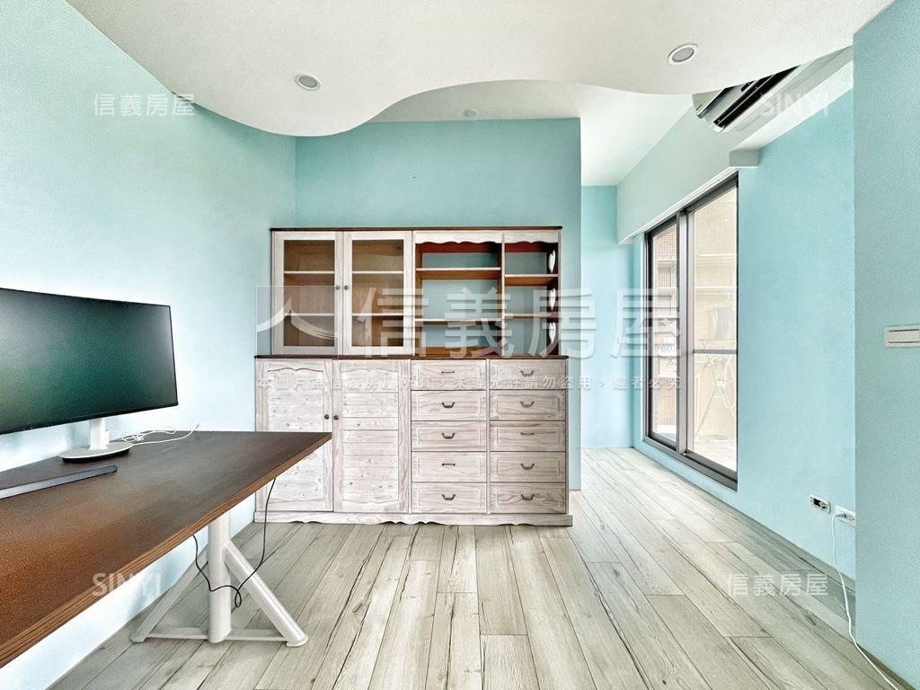 捷森堡露臺大戶精裝樓中樓房屋室內格局與周邊環境