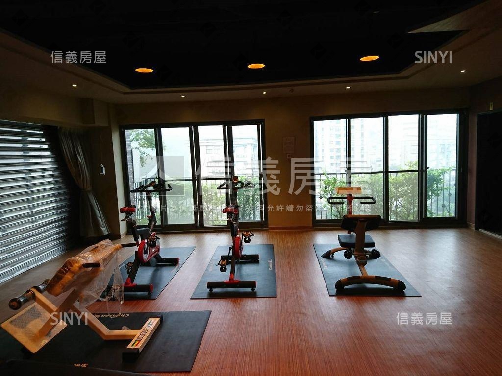 捷森堡露臺大戶精裝樓中樓房屋室內格局與周邊環境