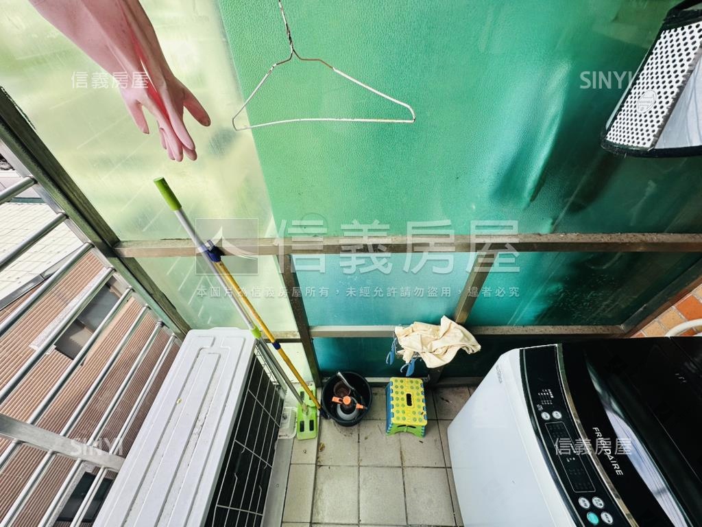 電梯校園景觀美套房房屋室內格局與周邊環境