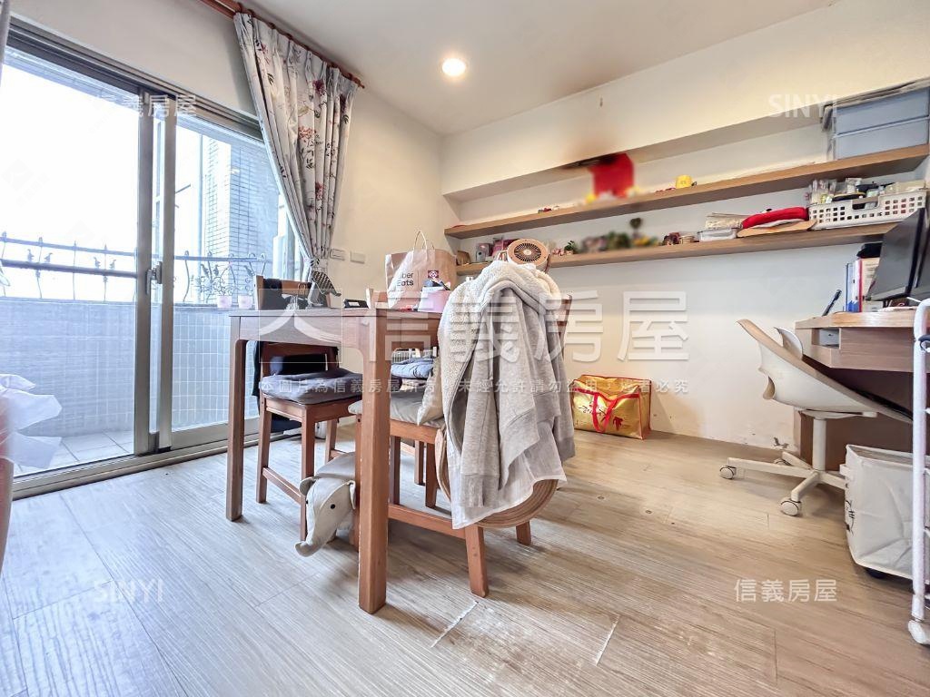 景觀無價！回家就像度假！房屋室內格局與周邊環境