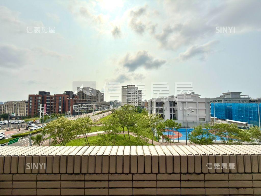 竹南近台積電黃金角間透店房屋室內格局與周邊環境