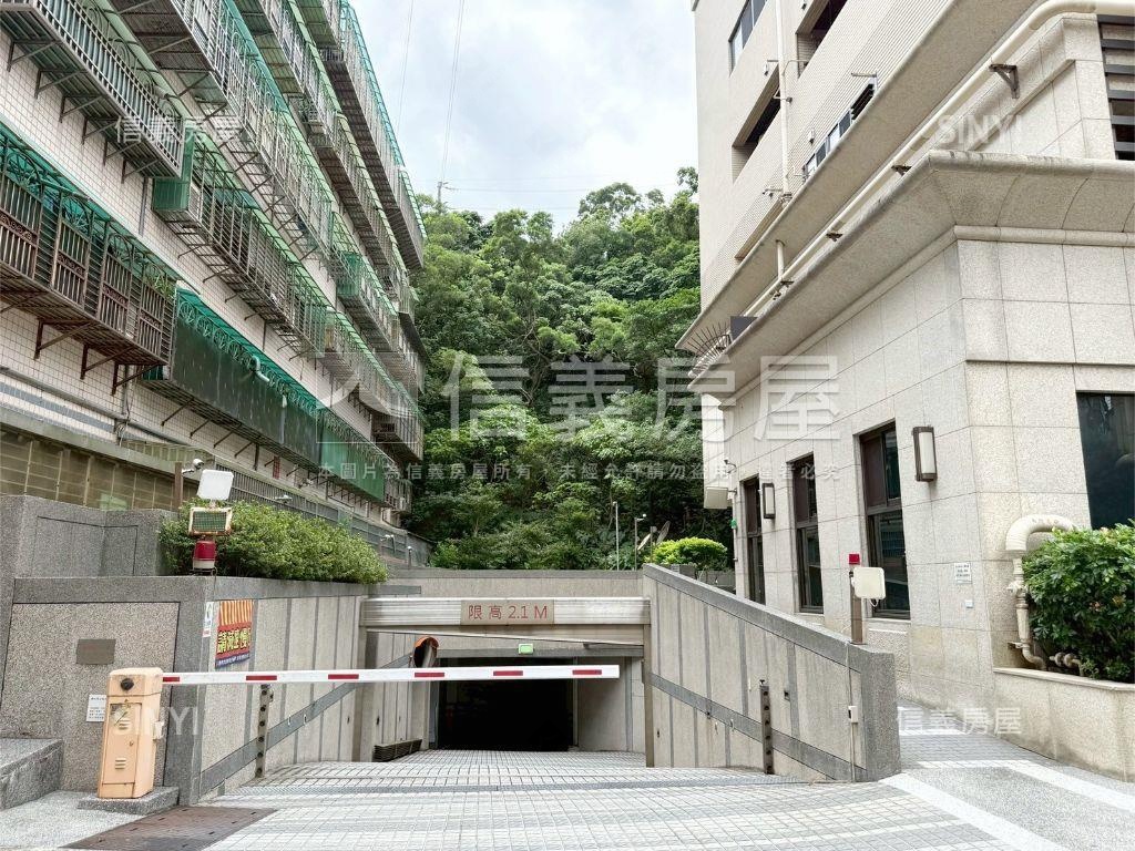 近雙和醫院商圈三房車位房屋室內格局與周邊環境