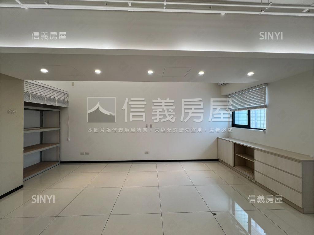 長群享享質感空間房屋室內格局與周邊環境