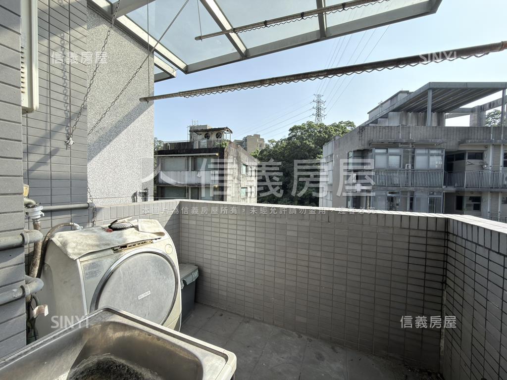 正面綠景木柵捷運美宅房屋室內格局與周邊環境