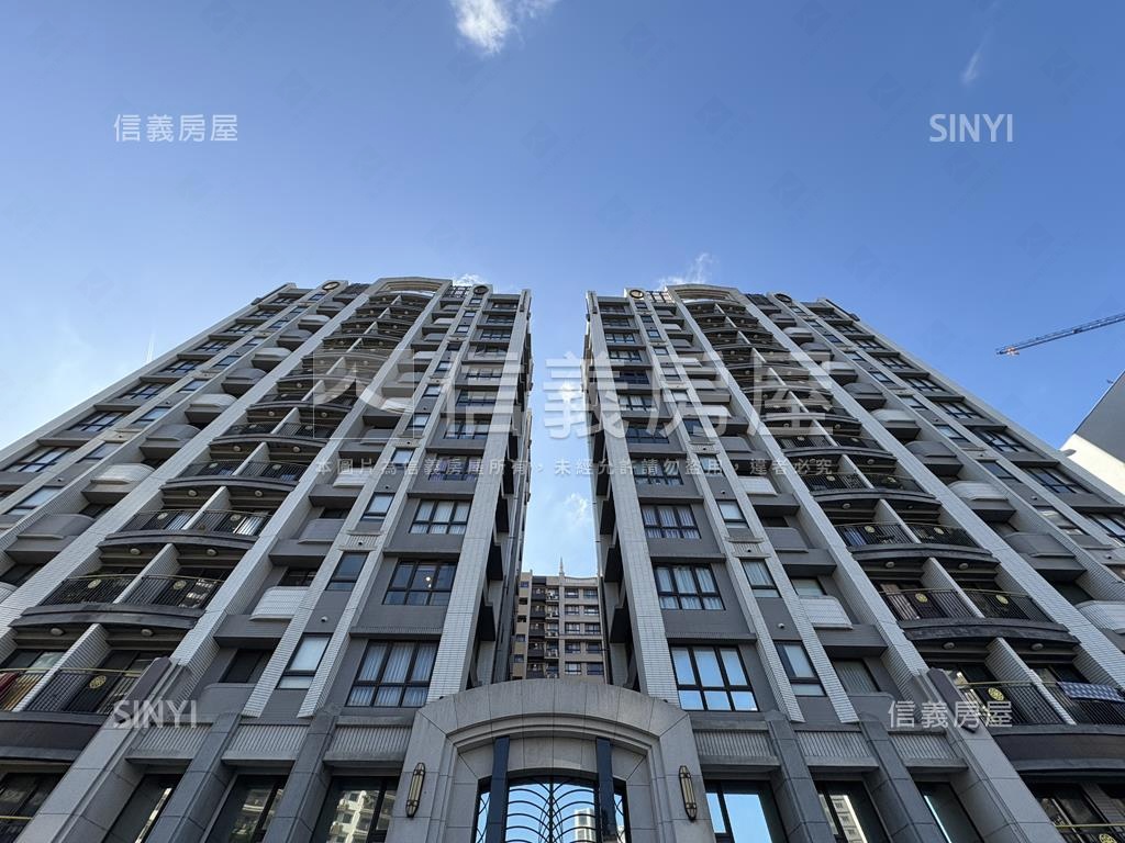 Ａ１９公園景觀三房車位房屋室內格局與周邊環境