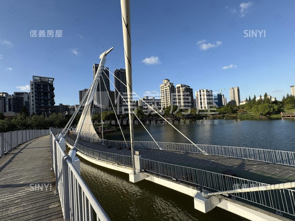 Ａ１９公園景觀三房車位房屋室內格局與周邊環境