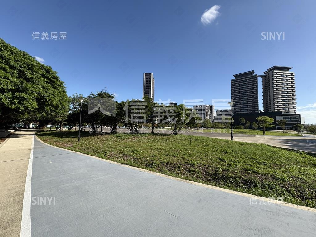 Ａ１９公園景觀三房車位房屋室內格局與周邊環境