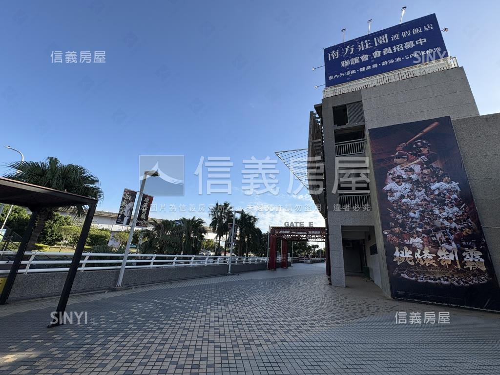 Ａ１９公園景觀三房車位房屋室內格局與周邊環境