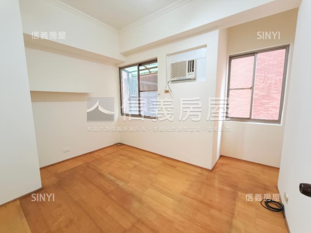 美樹館四房雙車位房屋室內格局與周邊環境