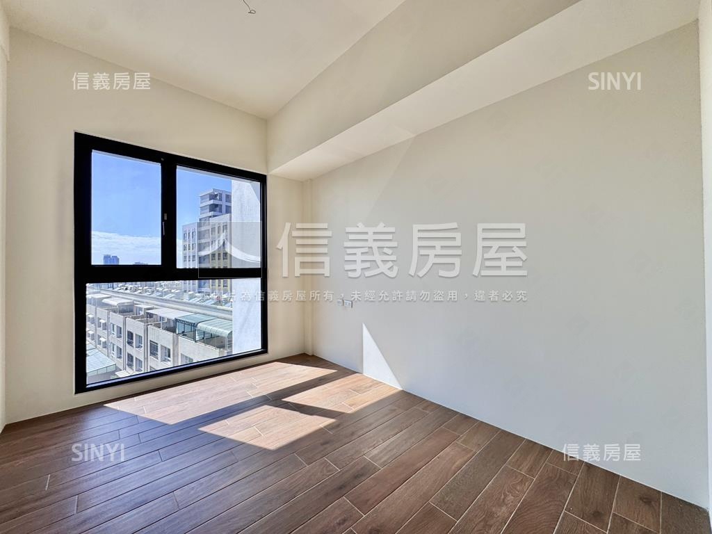 白京松玥三房併排雙平車房屋室內格局與周邊環境