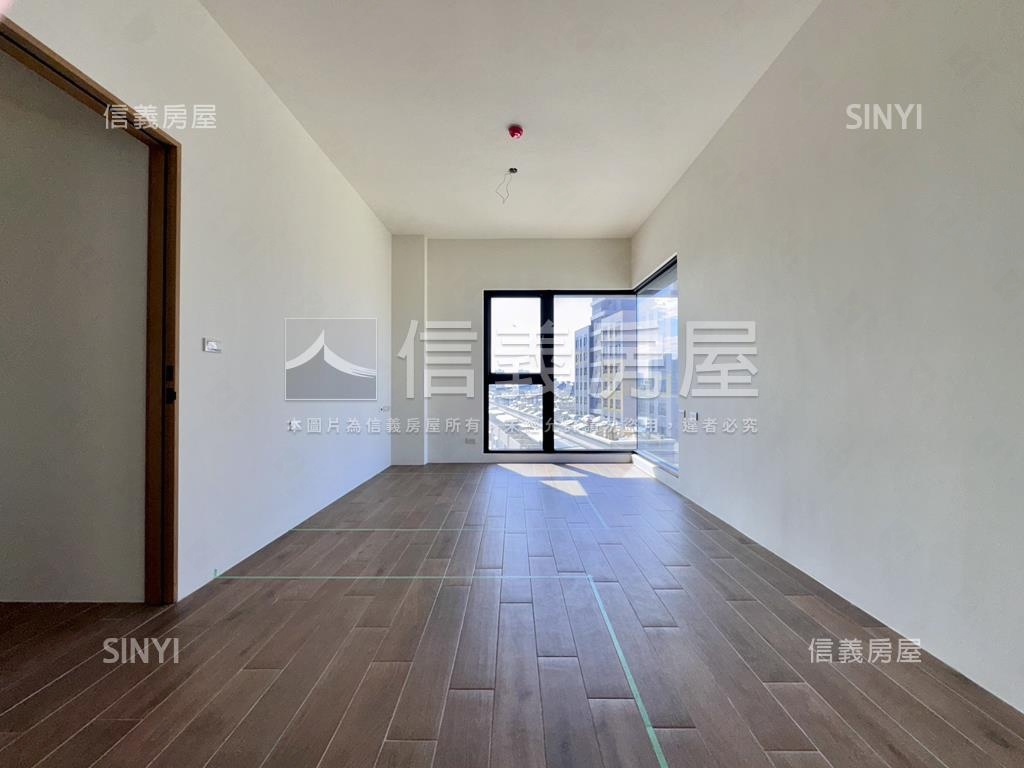 白京松玥三房併排雙平車房屋室內格局與周邊環境