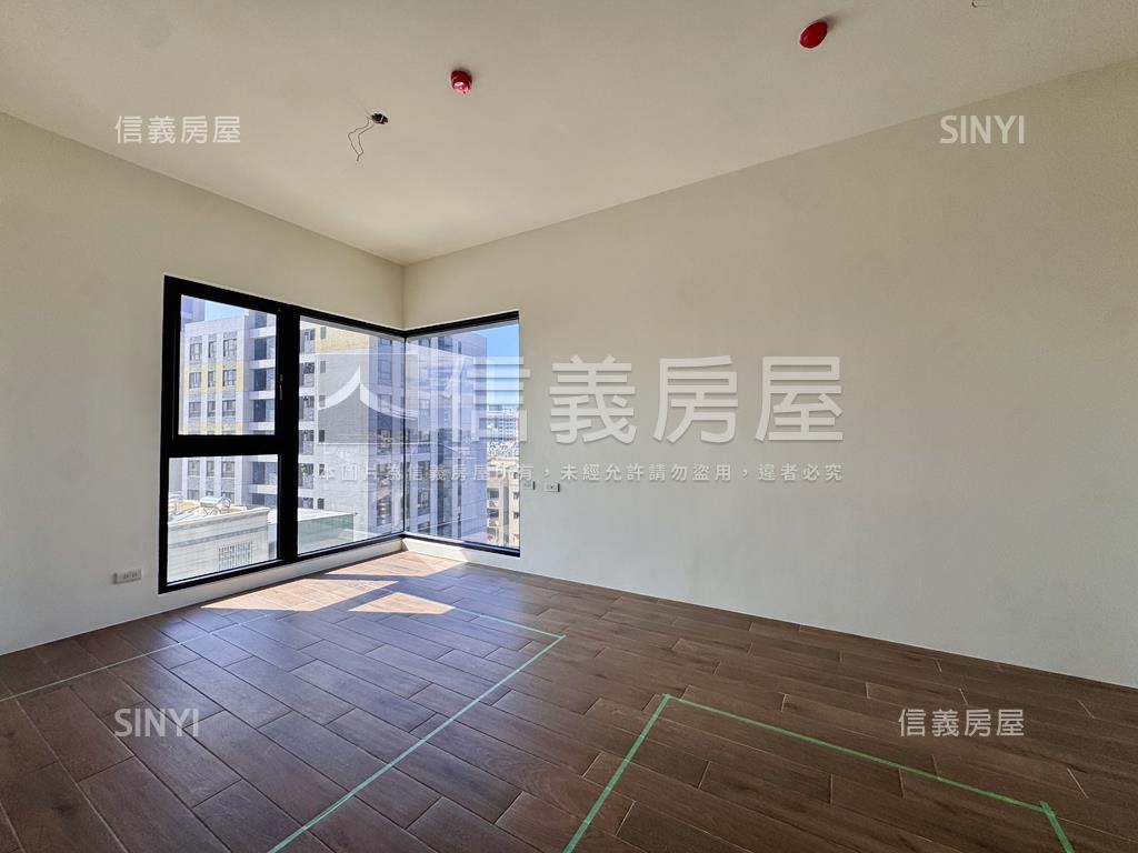 白京松玥三房併排雙平車房屋室內格局與周邊環境