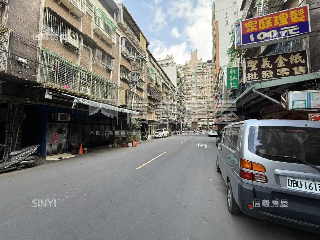 ［新接］泰山金選三角窗店房屋室內格局與周邊環境