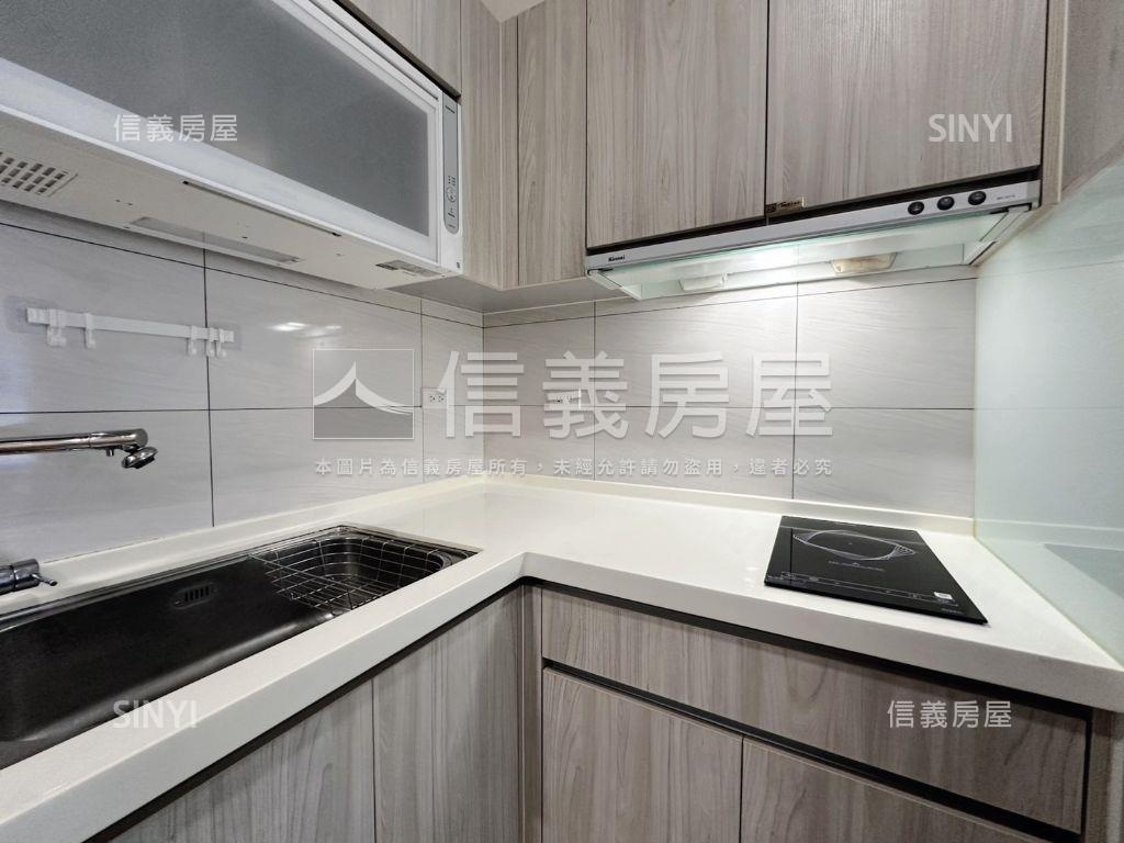 富春居輕奢兩房附Ｂ１車位房屋室內格局與周邊環境