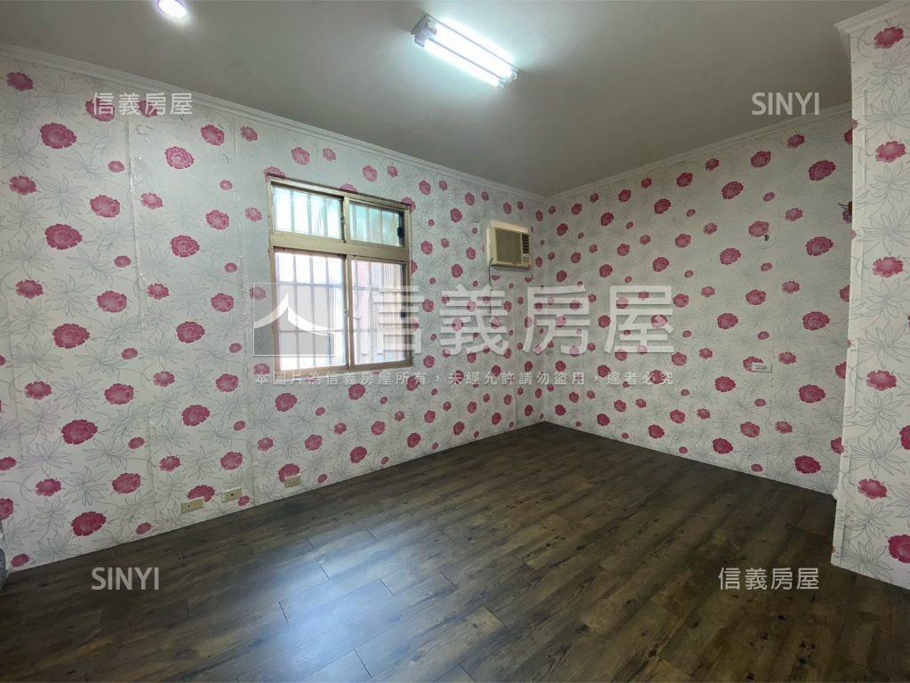 稀有近中路重劃區店面房屋室內格局與周邊環境